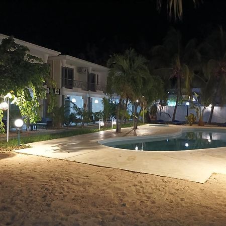 Exotica Sense Aparthotel Flic en Flac Exterior photo