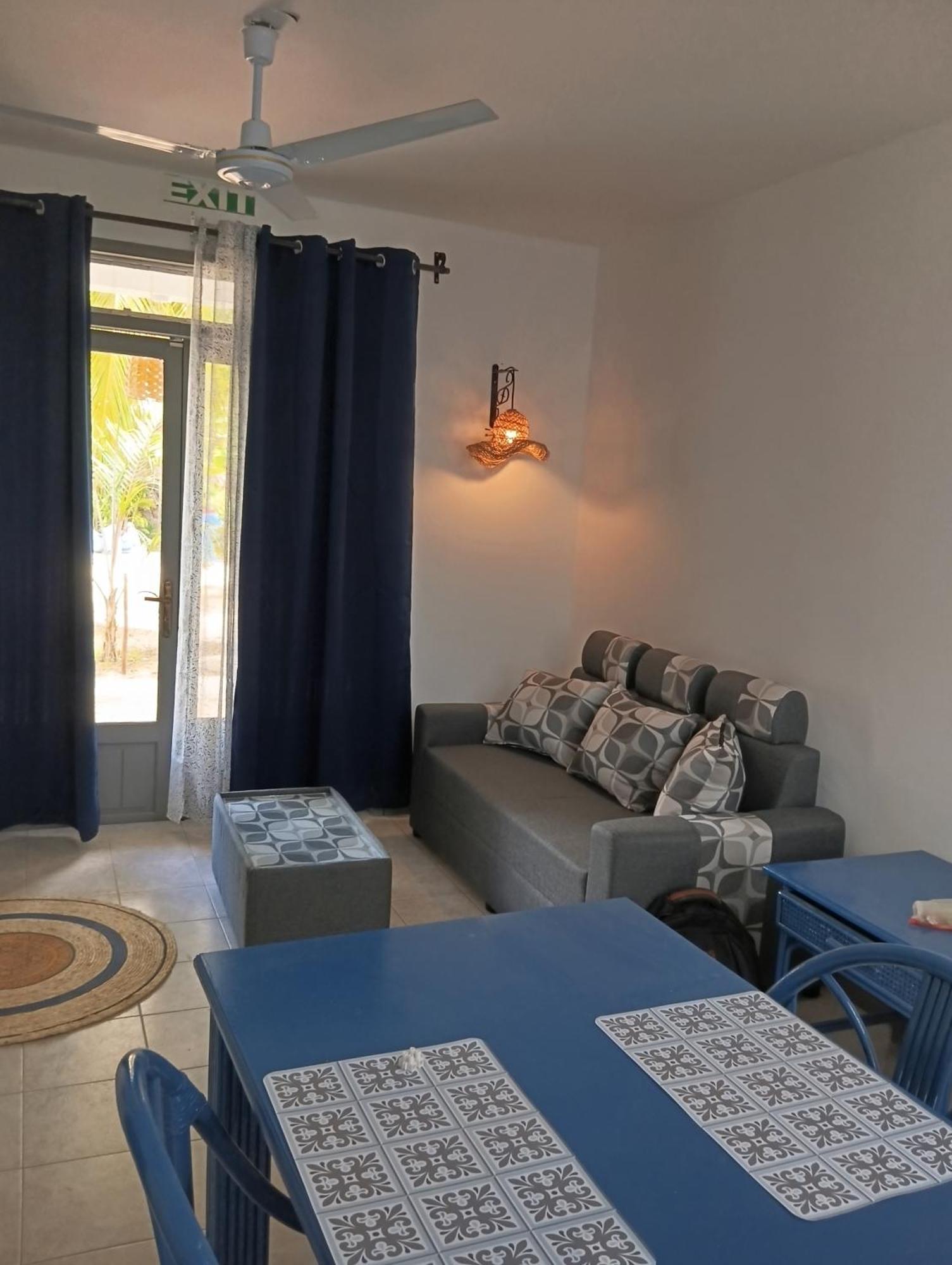 Exotica Sense Aparthotel Flic en Flac Exterior photo