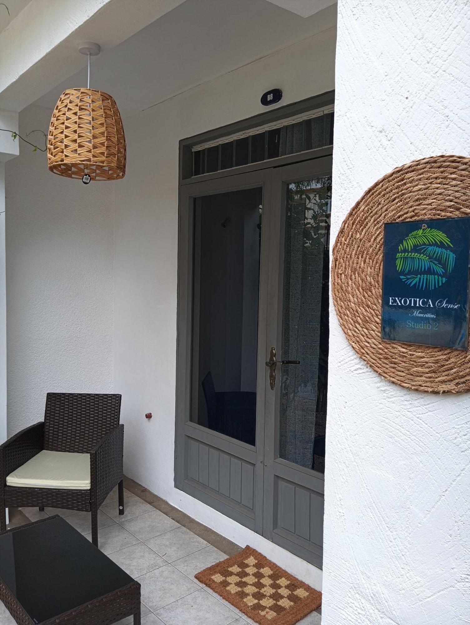 Exotica Sense Aparthotel Flic en Flac Exterior photo
